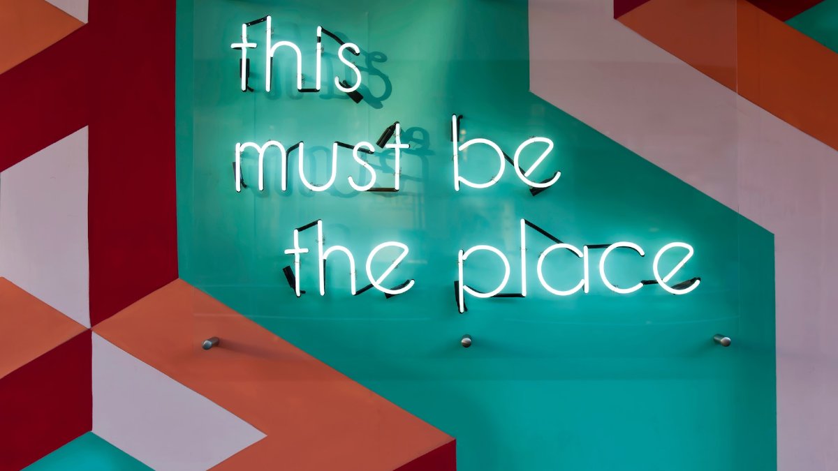 Navigating Staff Retention Challenges in Small Businesses